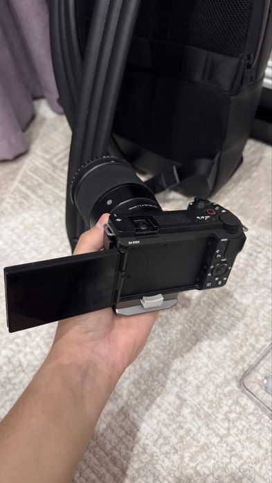 Sony zve10 II + sigma 16mm