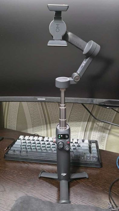 DJI Osmo Mobile 8