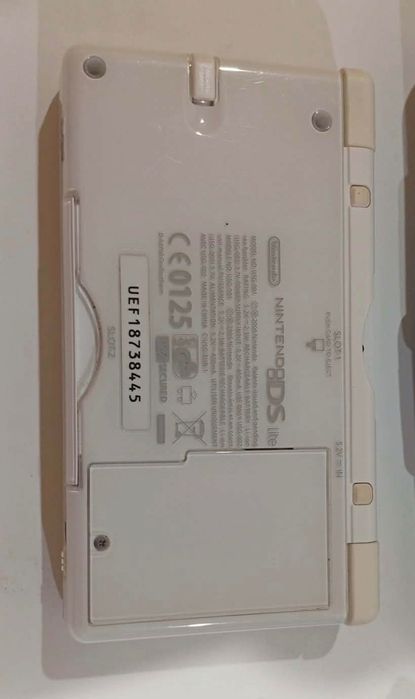 Nintendo DS Lite White + Super Mario Case