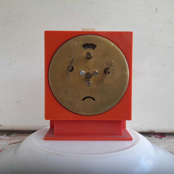 Ceas desteptator de masa Jnsa , mecanic din fosta Yugoslavia