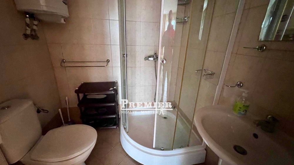 Продава се Двустаен апартамент в к.к. Слънчев бряг - 59 кв.м за 1170 €/кв.м - Снимка #1