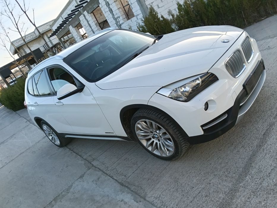 Dezmembrez BMW X1 2.0 diesel 2014