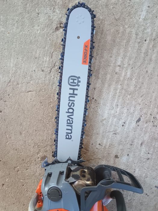 Drujba Husqvarna 564 xp . Pe injectie