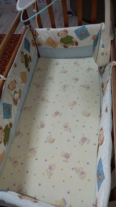 Продам детскую кроватку.