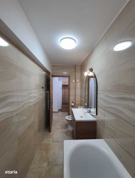 Mutare Imediata! Parcare Subterană  ! Ap 2 Cam Dec! Iași! Cug!