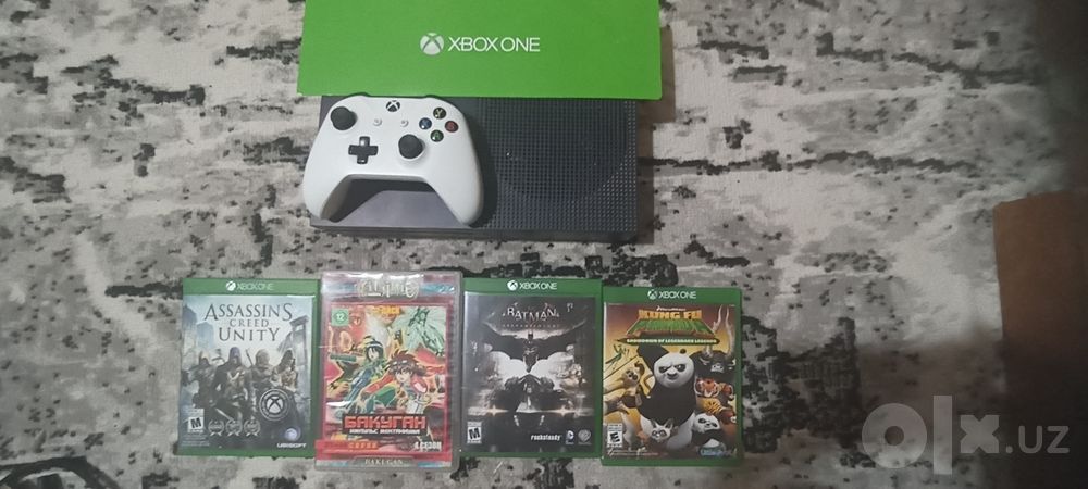 Xbox one S 1tb limited edition + диски