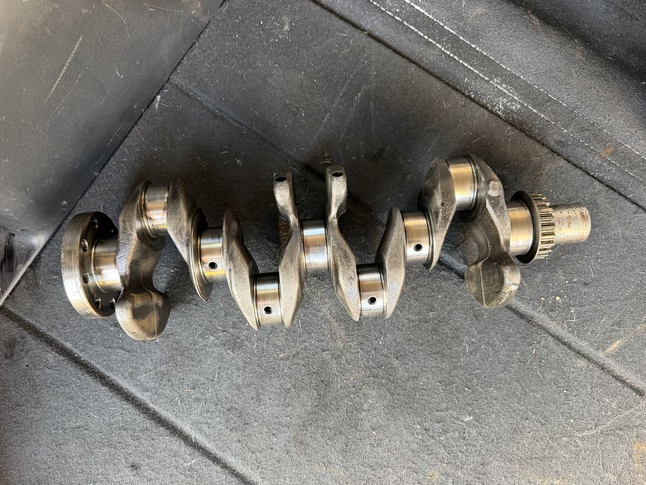 Колянов вал Kia Hyundai 1.6crdi D4FE