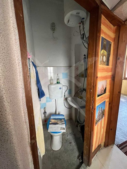 Продава се Двустаен апартамент в Варна, ЖП Гара - 60 кв.м за 1250 €/кв.м - Снимка #6