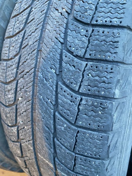 Шины на 18 235/60