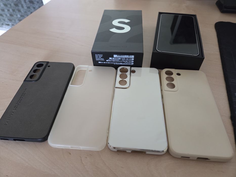 Samsung S22 256GB White