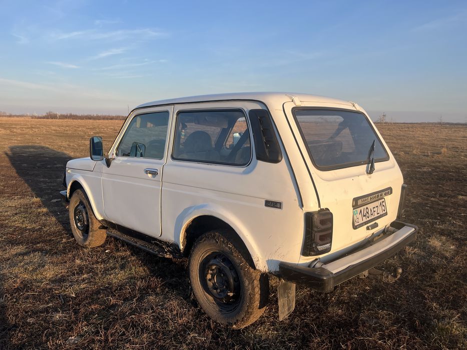 Продам Нива 21213