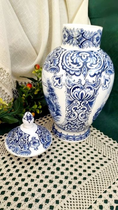 Съд с капак Делфтска керамика