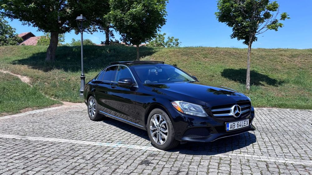 Mercedes-Benz C Mercedes / C300 / 4MATIC / Automat / Berlină/Panoramic