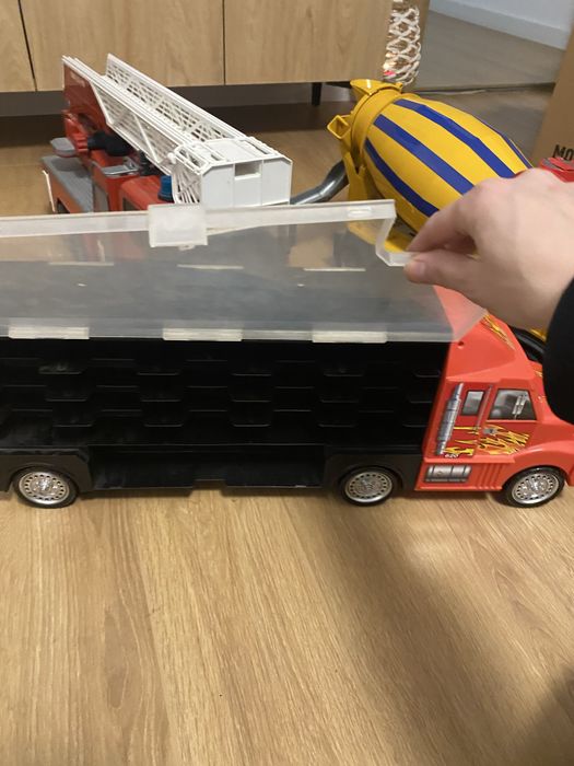 Camioane Scania originale de jucarie