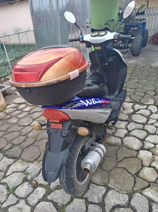 Vând scuter Honda 49cc