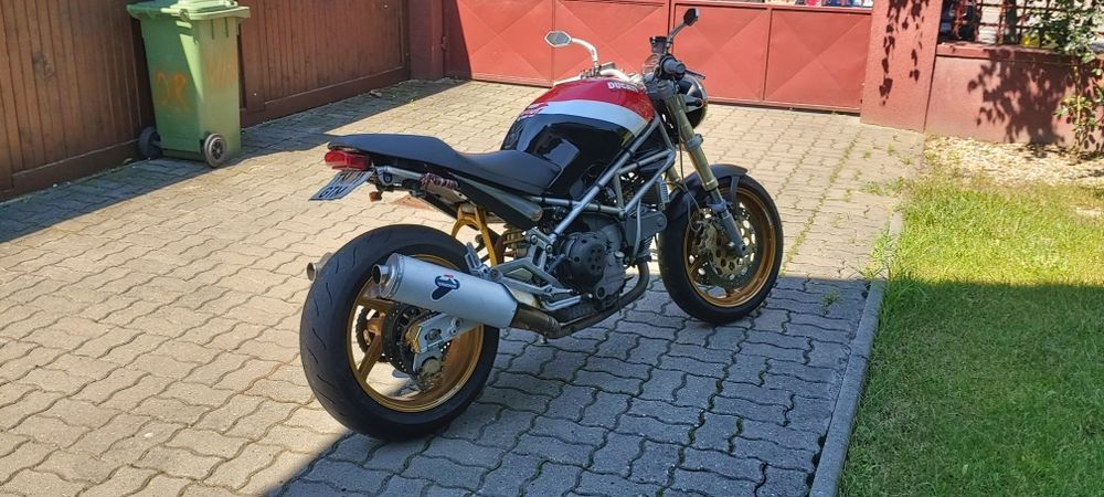 Ducati Monster 900  inmatriculat