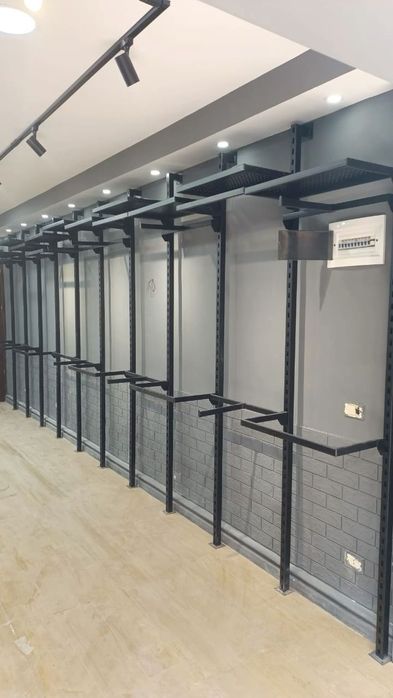 Vitrina dlya magazin