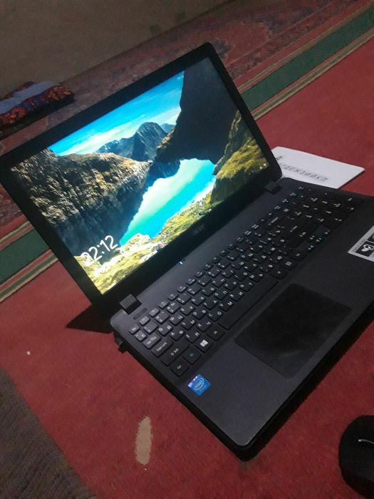 Acer notebook aybi yoq obmen yoq
