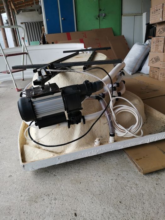 Cadă hidromasaj asimetrica