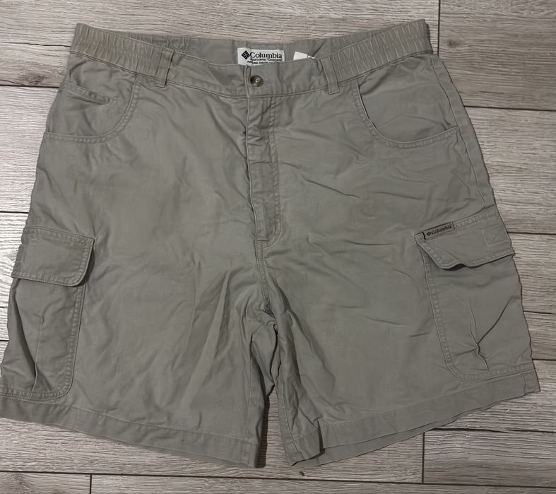 Columbia cargo shorts beige men , negociabil