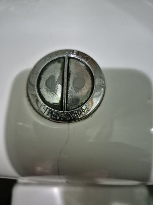 Продам унитаз без бочка