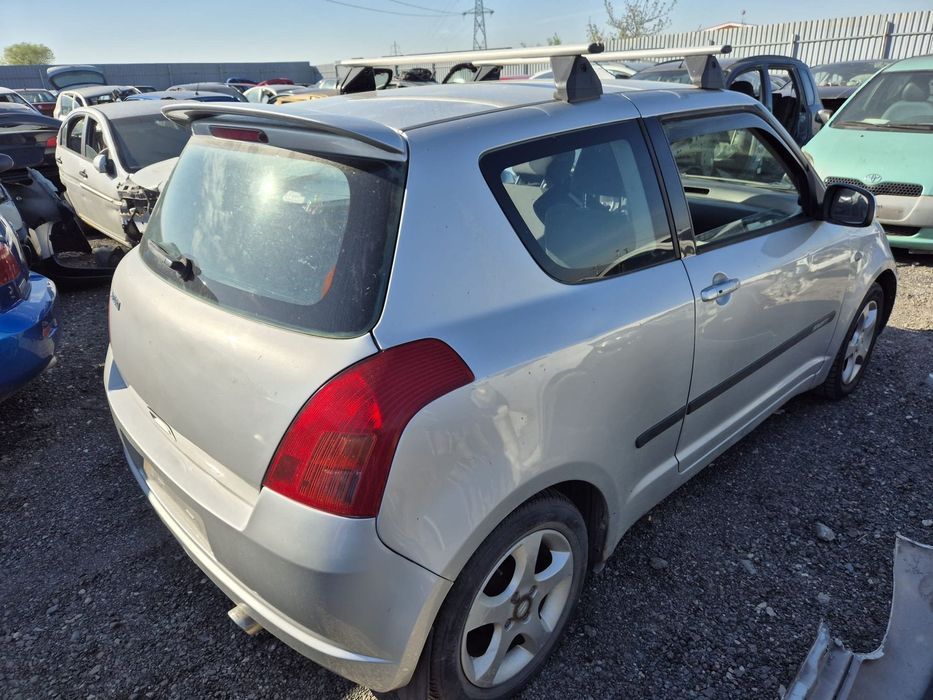 Dezmembram Suzuki Swift, an 2007, 1.3 benzina, cutie manuala