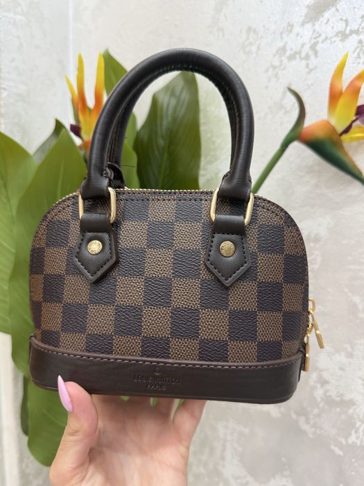 Дамска mini чанта louis vuitton