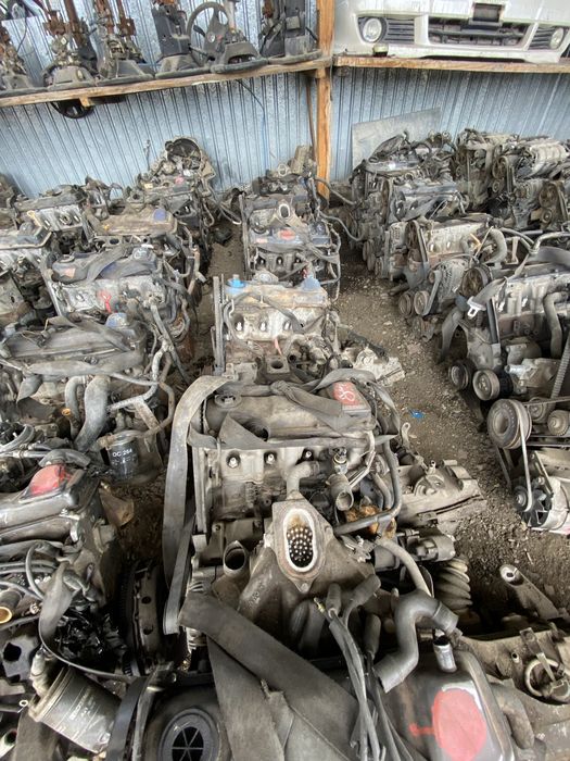 Двигателя 1.8 Гольф, Пассат