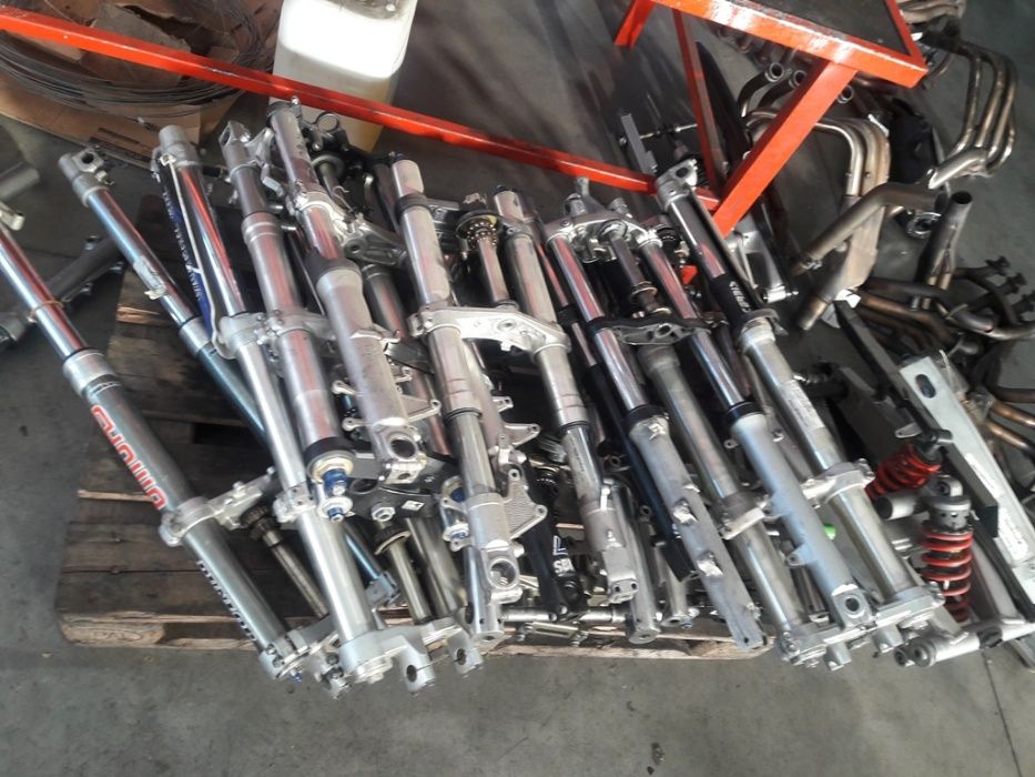 Предници за мотоциклети Сузуки , Хонда, Ямаха ,Кавазаки -Втора у-ба.