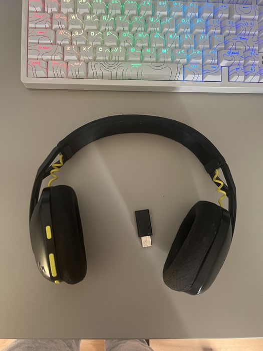 casti logitech g435