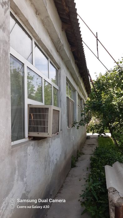 Продаётся коттедж на две семьи