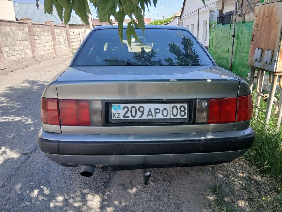 Ауди С-4. Газ-бензин.