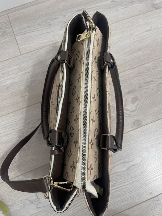 Poseta Louis Vuitton