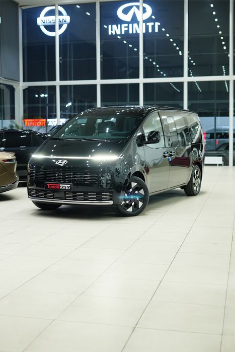 Hyundai Staria Hybrid 2026
