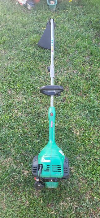 motocoasă pe benzină Gardenline BT 240.