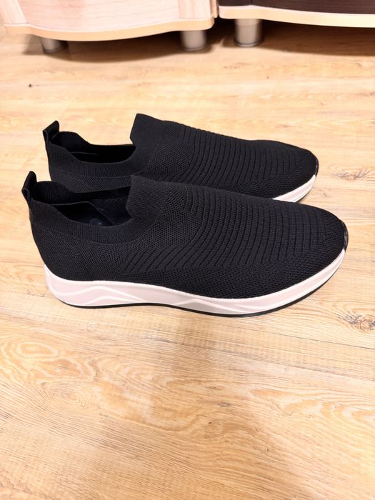 Новая мужская обувь