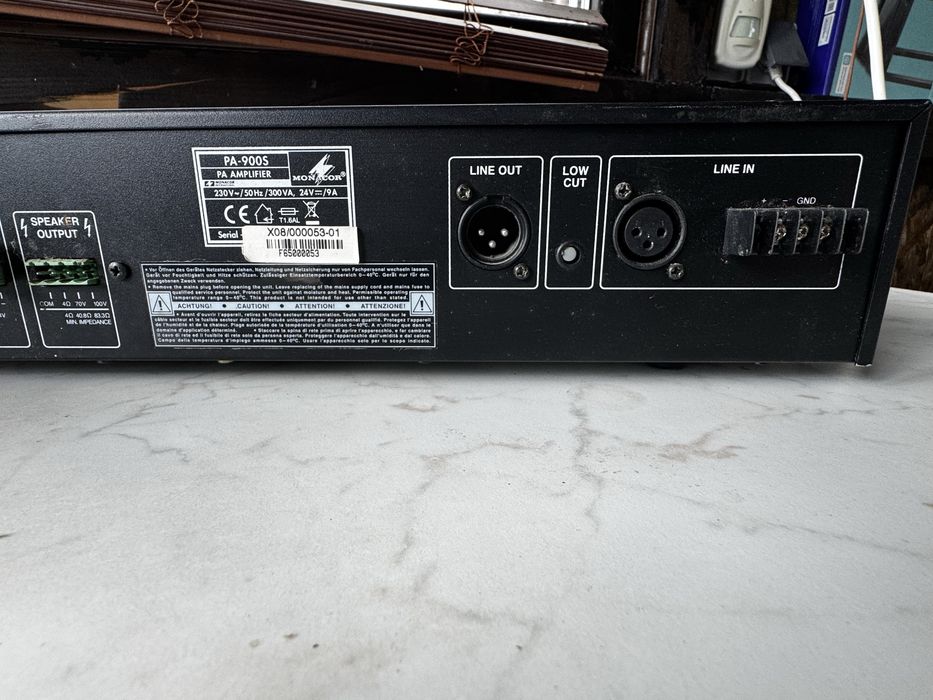 Amplificator audio Monacor