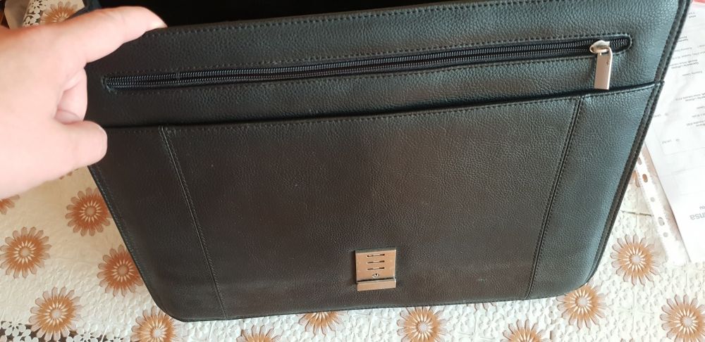 Мъжка кожена чанта