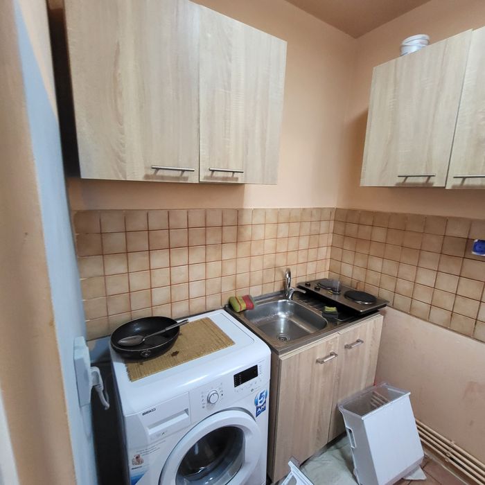 Inchiriez garsoniera