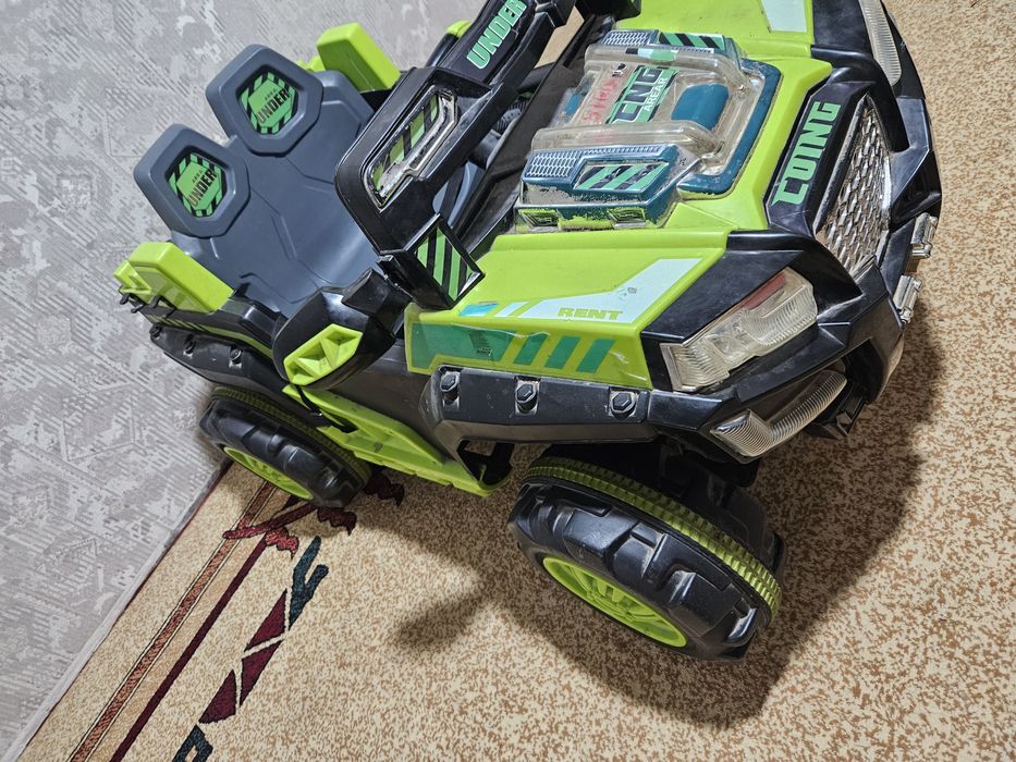 Детская машина большая