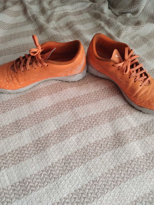 Оригинални футболни обувки, тип стоножка PUMA