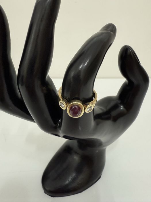 Inel cu diamante si rubine aur 14k