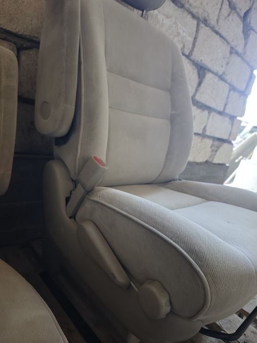 Alphard 10/Газель Передние Сиденья Бежевые