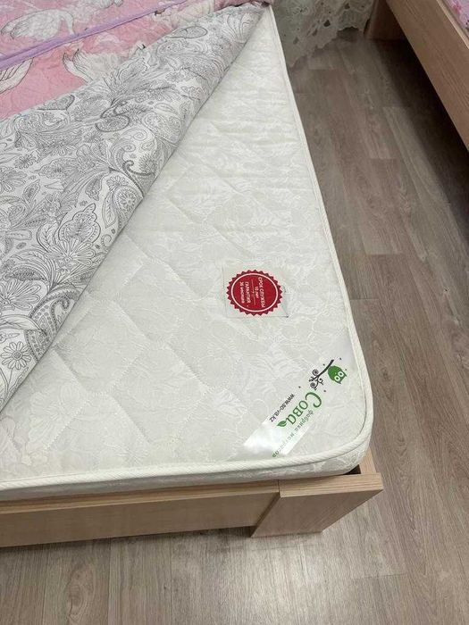 Спальный гарнитур или подростковый кровать