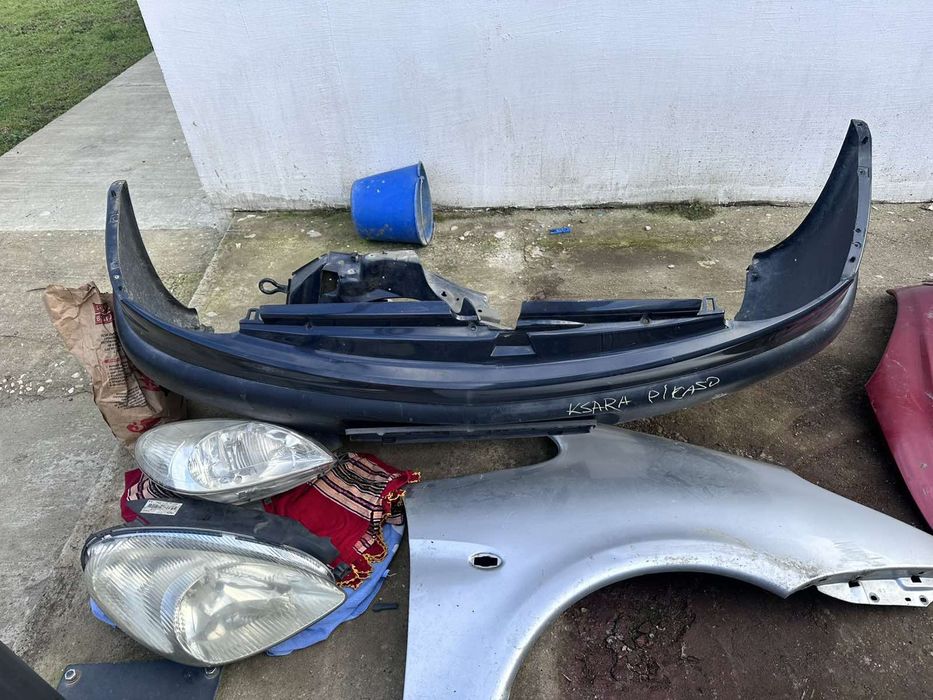 Ситроен Пикасо 2.0HDI 90k на части!