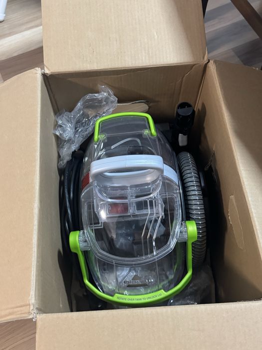 Перяща прахосмукачка BISSELL