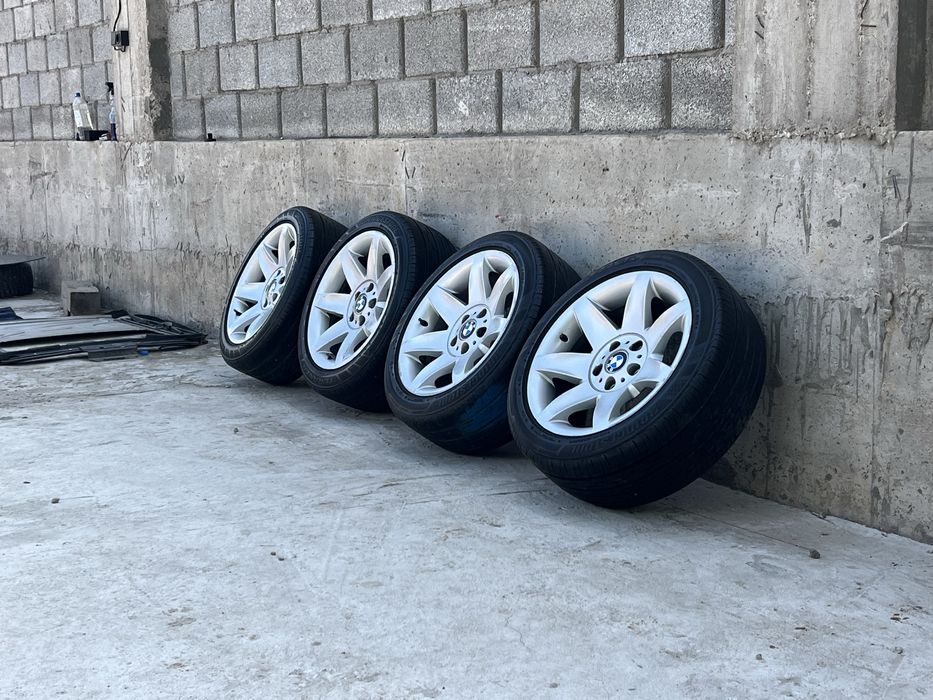 Диски с шинами  на BMW E39  style 81