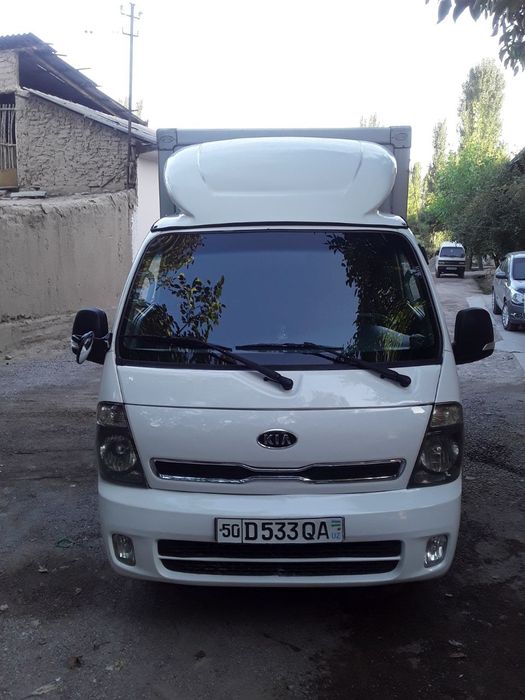 Kia bongo 3 yili 2012 puli 12200$