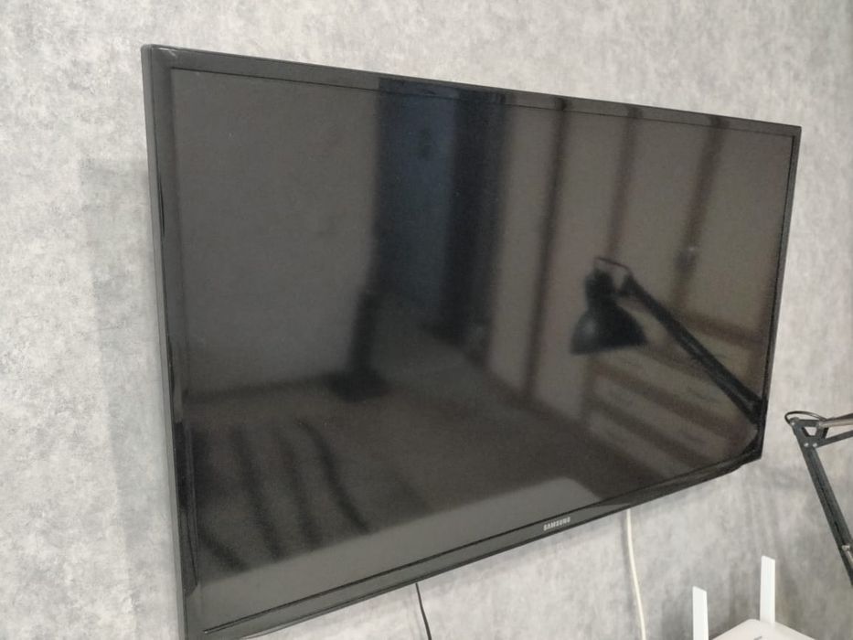 Продам телевизор Samsung