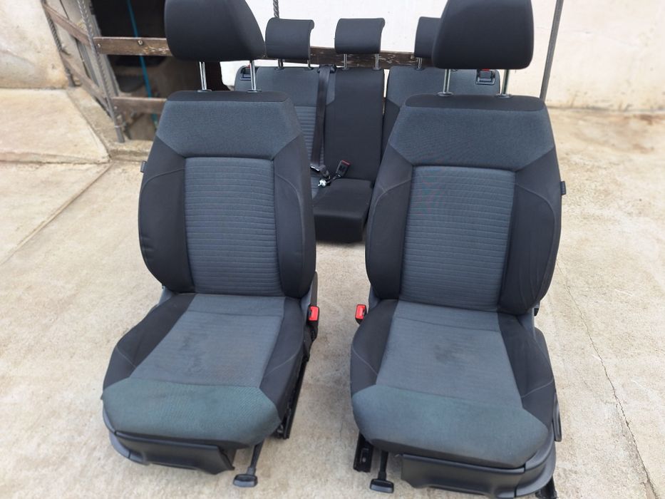 Салон /седалки +кори Vw polo 6R1